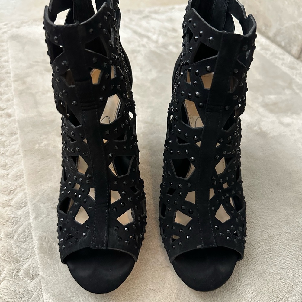 Jessica Simpson Black Stiletto Heels with Cut-Out Design